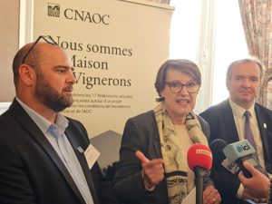 Au Congrès de la CNAOC, la filière viticole affiche son unité et réclame plus de régulation face aux crises